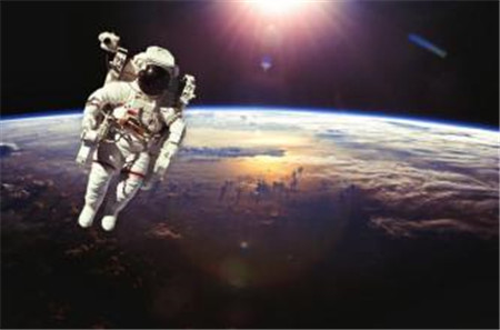 宇航员返回地球后，为什么不能生孩子？女宇航员道出其中酸楚-第4张图片-今日热点分享