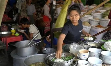 3000块钱在缅甸能享受什么服务？当地人：为所欲为-第4张图片-今日热点分享